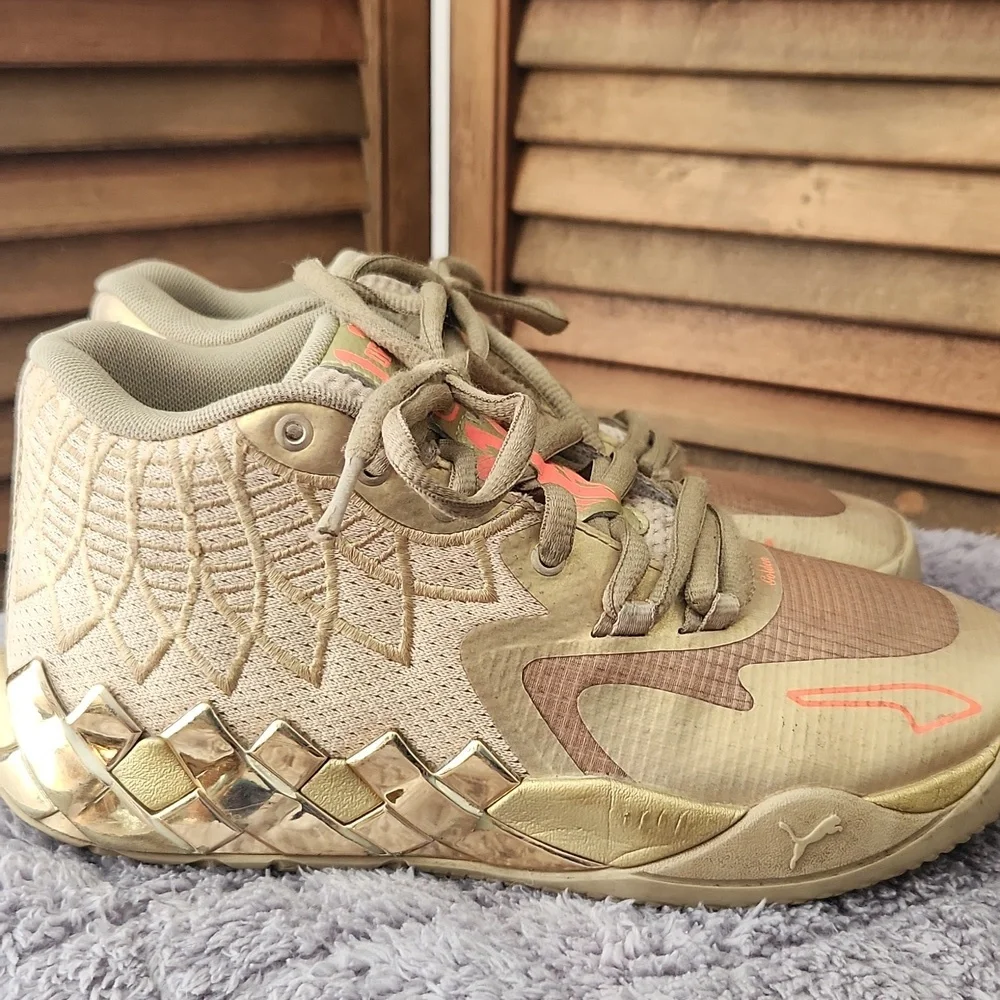 Puma MB.01 Golden Child LeMELO